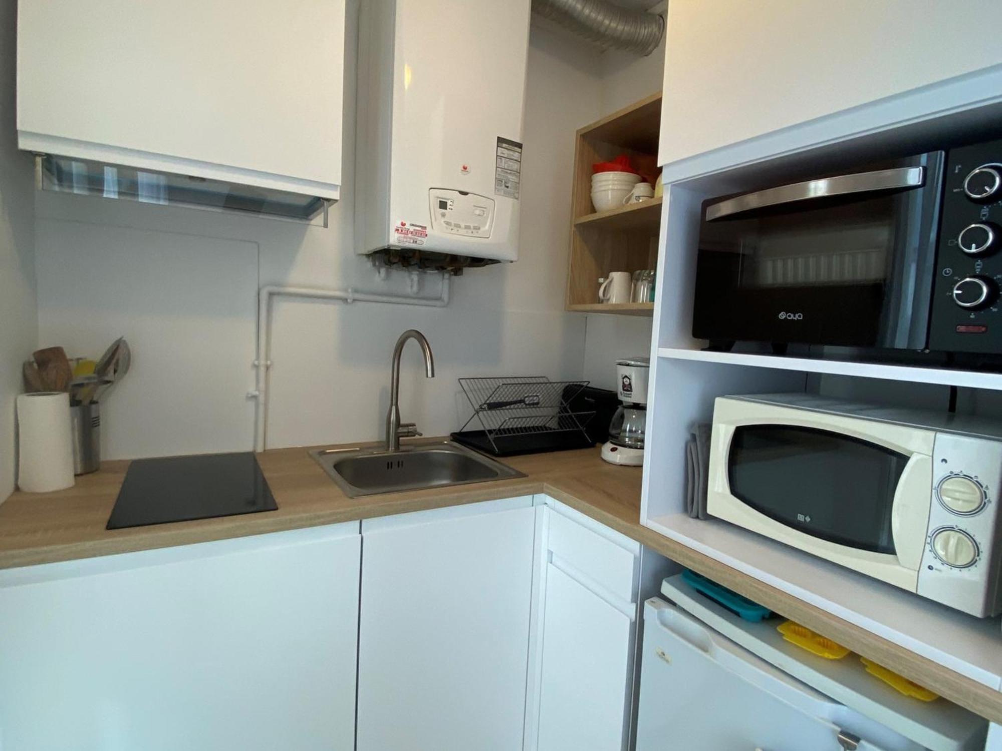 Appartement Climatise Avec Balcon, Parking Prive, Wifi - Proche Thermes Et Etang - Fr-1-503-23 Balaruc-les-Bains Exterior photo